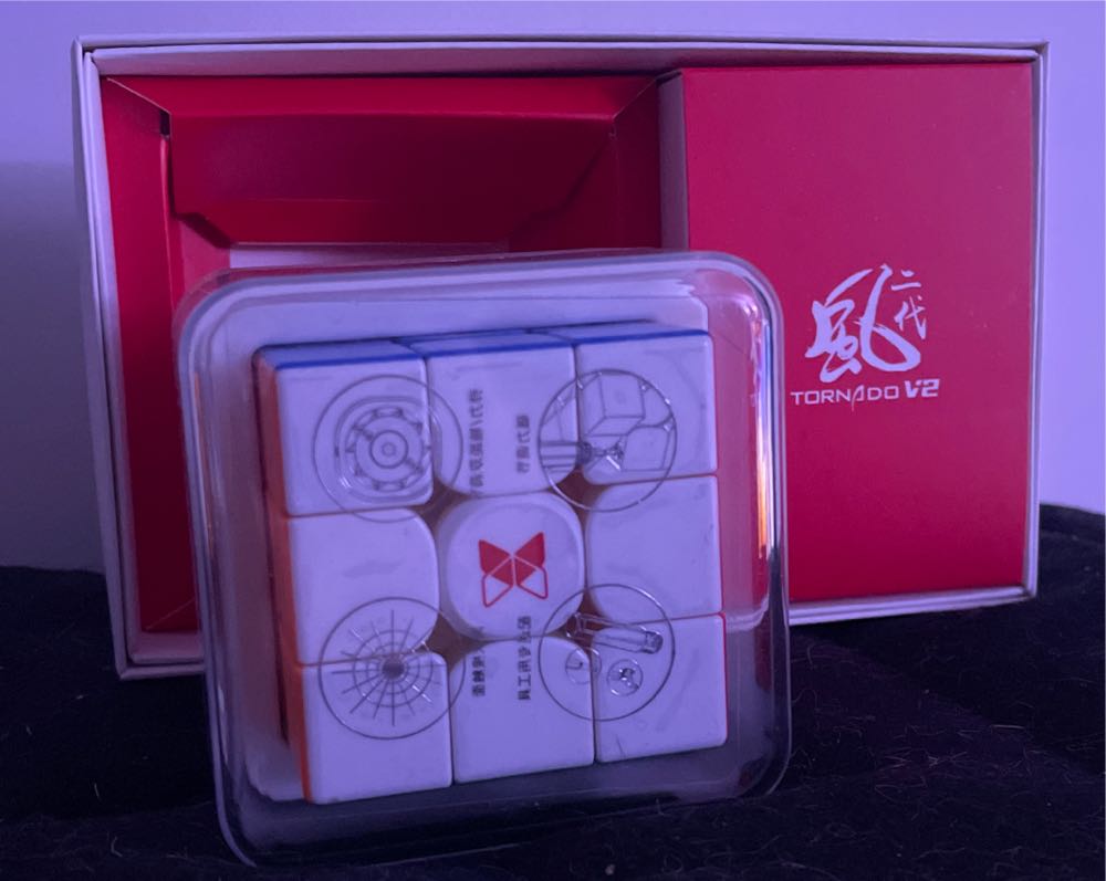 X-Man Tornado V2 3x3 MagLev - QiYi puzzle collectible [Barcode 6948154290080] - Main Image 2