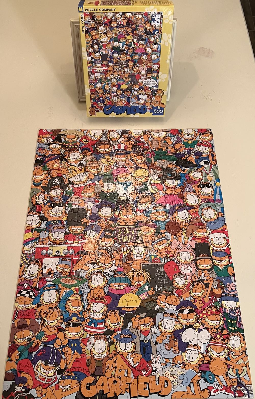 Garfield - 269, 10/23/22-SOLD - New York Puzzle Company puzzle collectible [Barcode 851996002970] - Main Image 3