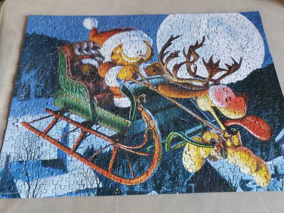 Garfield Christmas - Aquarius puzzle collectible [Barcode 840391157019] - Main Image 2