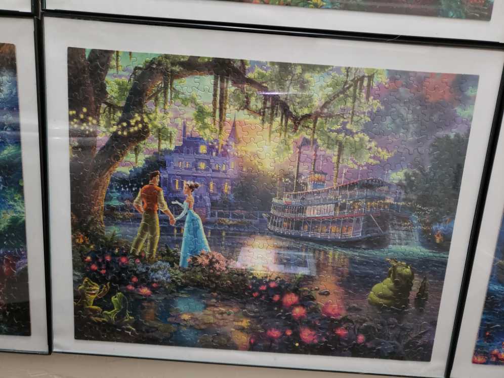 Princess and The Frog - Ceaco Disney puzzle collectible - Main Image 2