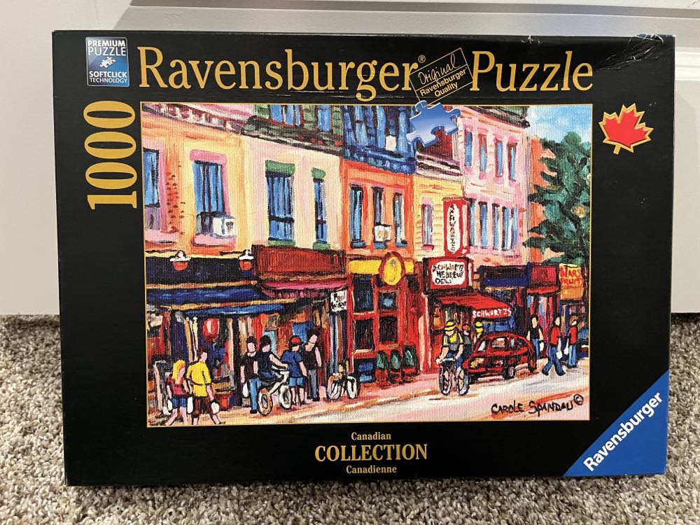 St. Laurent Street In Montreal - Ravenburger puzzle collectible [Barcode 4005556196241] - Main Image 2