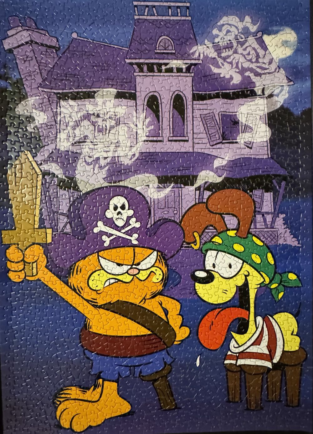Garfield Halloween - Aquarius puzzle collectible [Barcode 840391158825] - Main Image 2