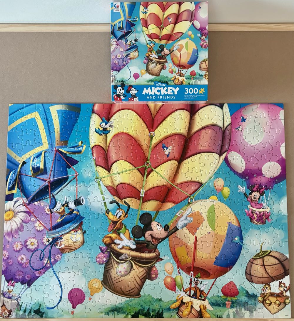 Disney - Mickey’s Air Balloon - Ceaco puzzle collectible [Barcode 021081223355] - Main Image 4
