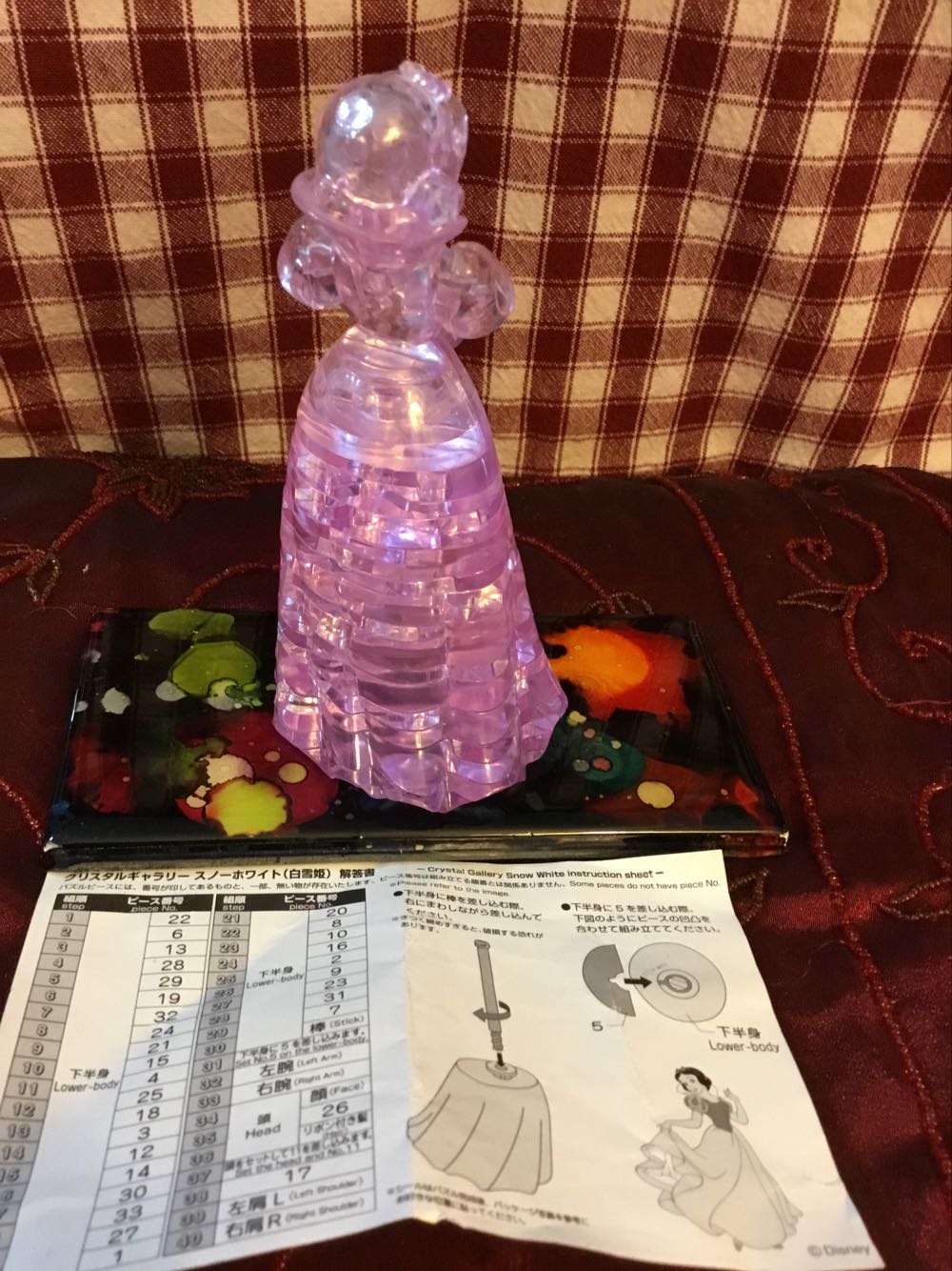 3D Crystal Puzzle Snow White Pink - Bepuzzled puzzle collectible - Main Image 3