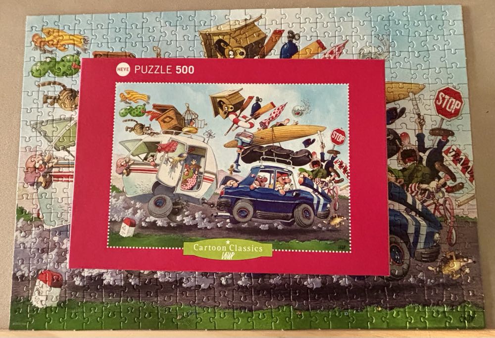 Off On Holiday! - Heye 🇩🇪 puzzle collectible [Barcode 4001689299880] - Main Image 4