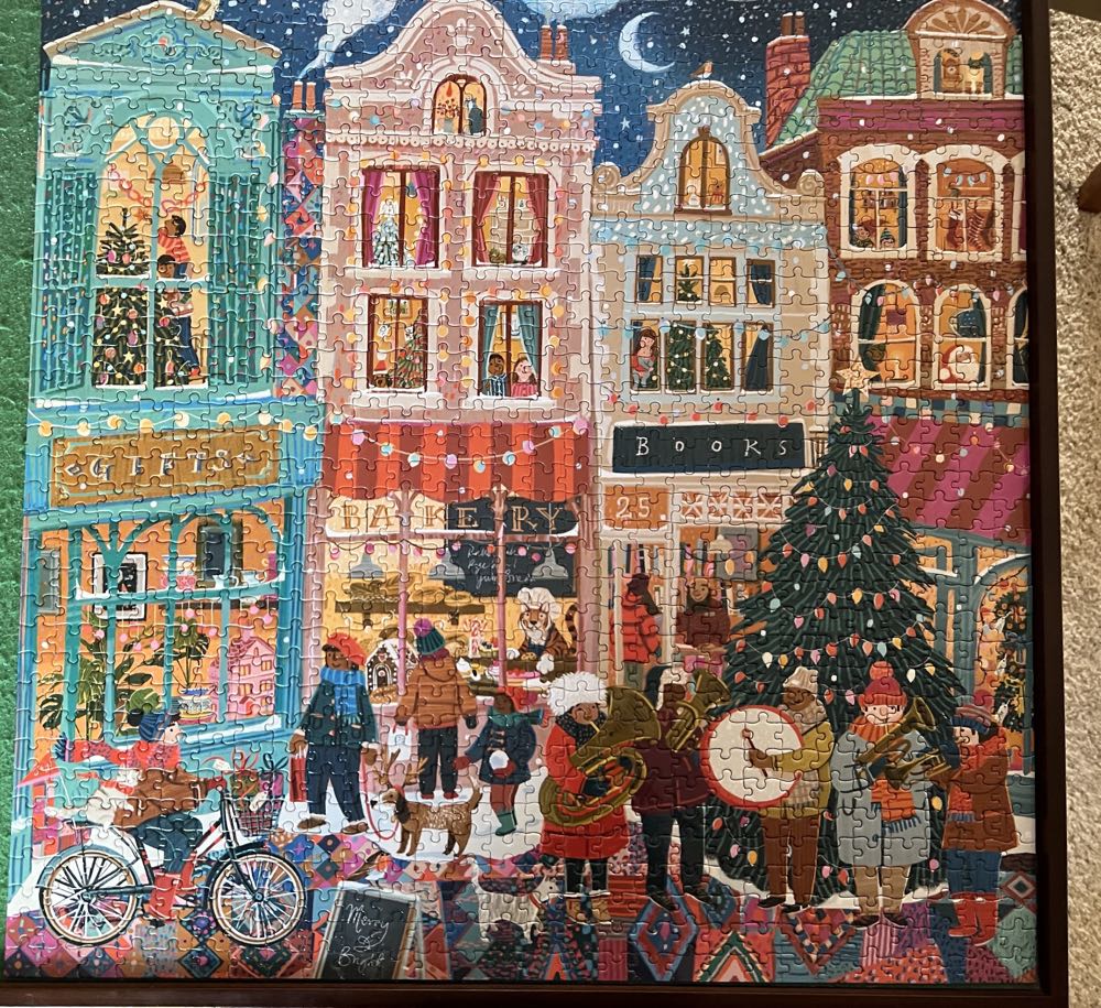 A Happy Holiday - Eeboo puzzle collectible [Barcode 689196513688] - Main Image 2