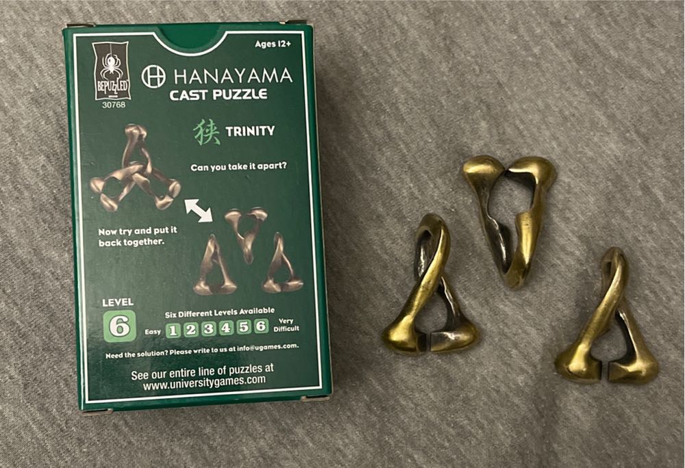 Hanayama TRINITY Lvl 6  puzzle collectible [Barcode 023332307685] - Main Image 3