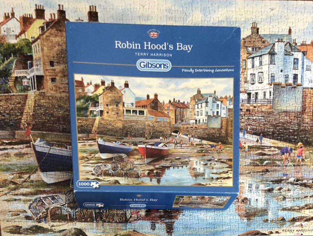Robin Hood’s Bay - Gibsons puzzle collectible [Barcode 5012269061895] - Main Image 4