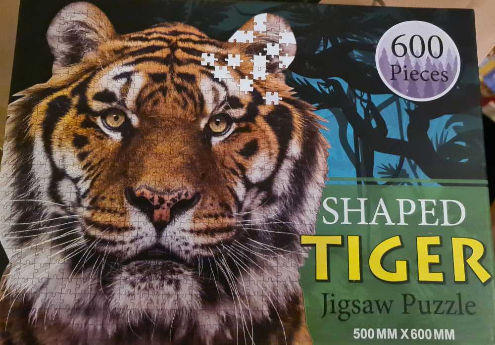 *Shaped Tiger  - Robert Frederick puzzle collectible [Barcode 5051237090628] - Main Image 1