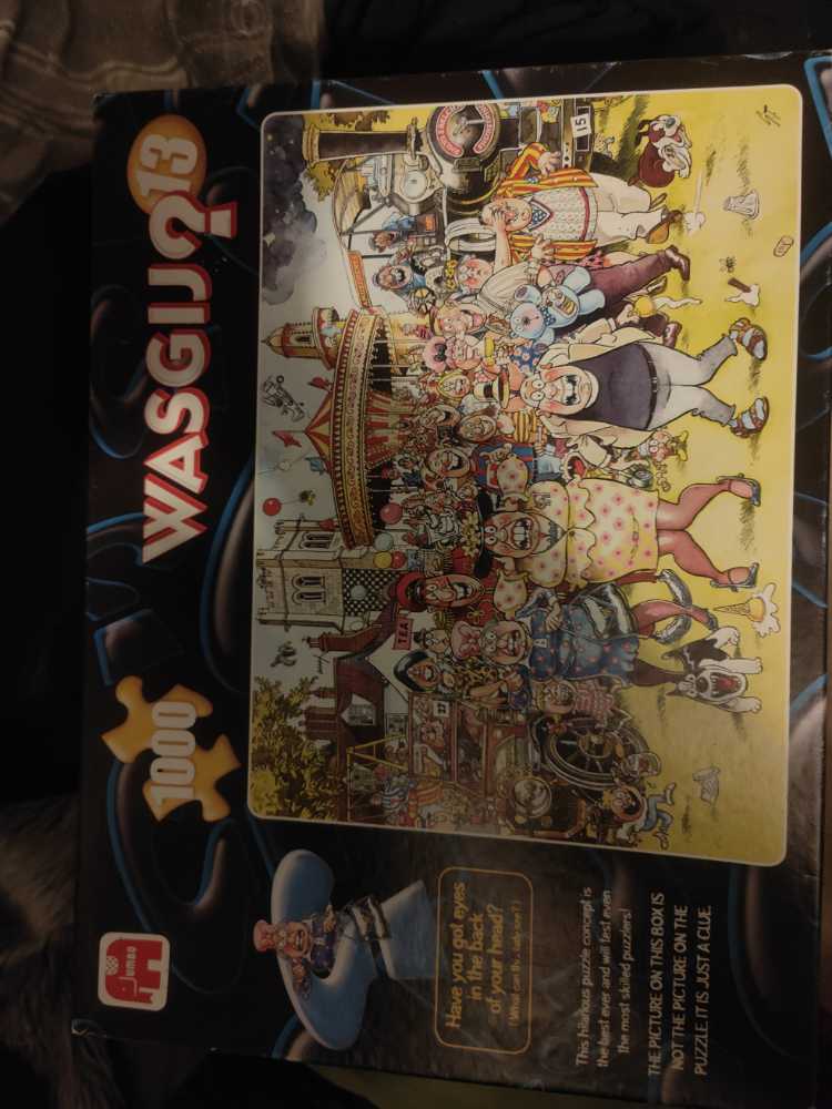 Original 13 Calendar Gals L - Wasgij Original puzzle collectible [Barcode 8710126108796] - Main Image 2