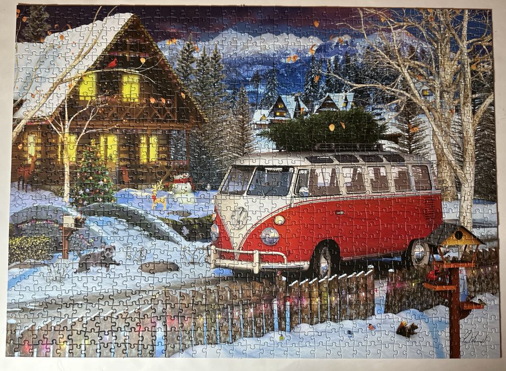 Christmas VW Bus - Eurographics 🇺🇸 puzzle collectible [Barcode 628136256643] - Main Image 3