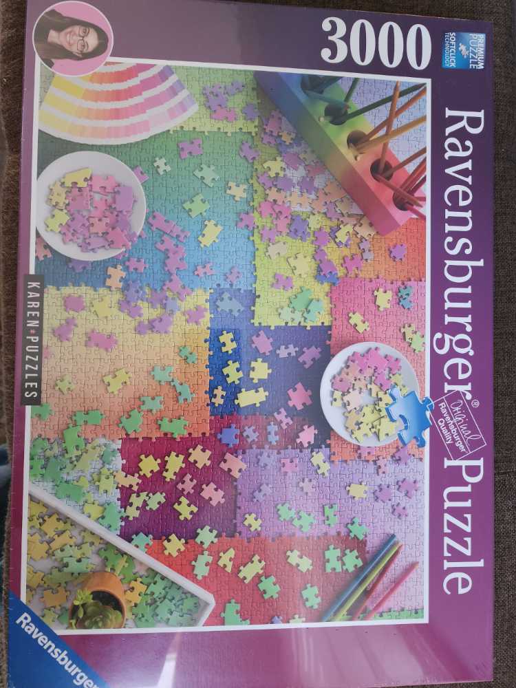 Leaving The Theatre (Cil Cilla Messenger)