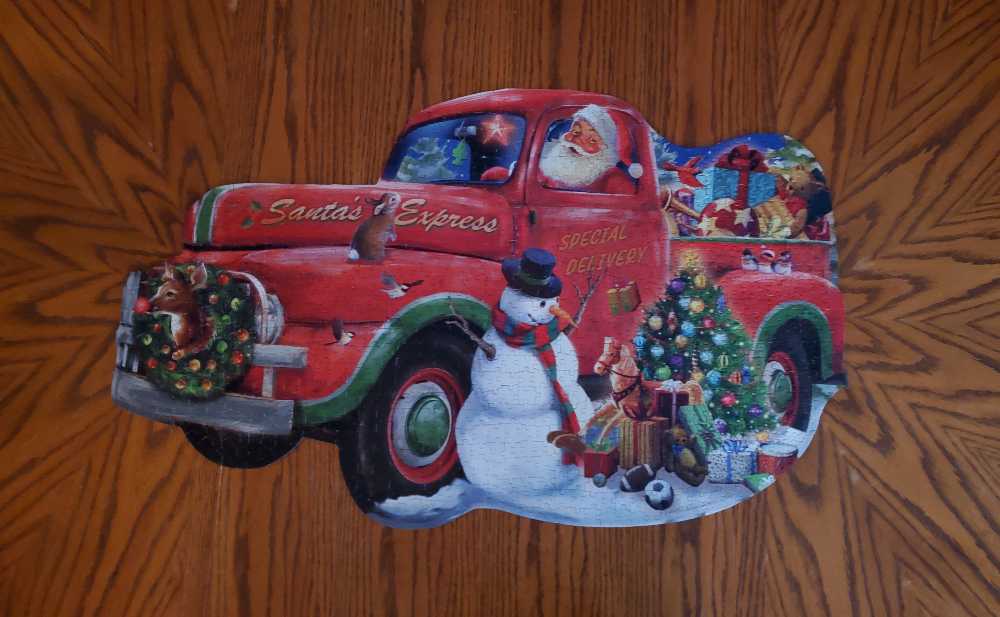 Santa Express Special Delivery (UV) Cheryl - SunsOut puzzle collectible [Barcode 796780960862] - Main Image 2
