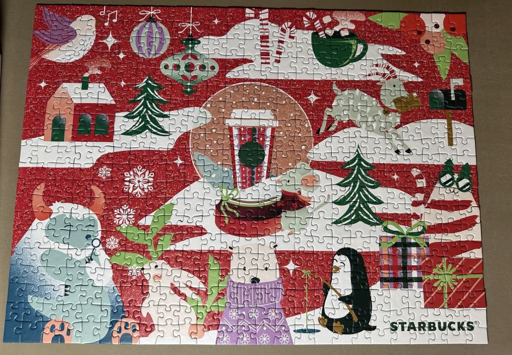 Starbucks Holiday - Ravensburger puzzle collectible [Barcode 4005556898183] - Main Image 2