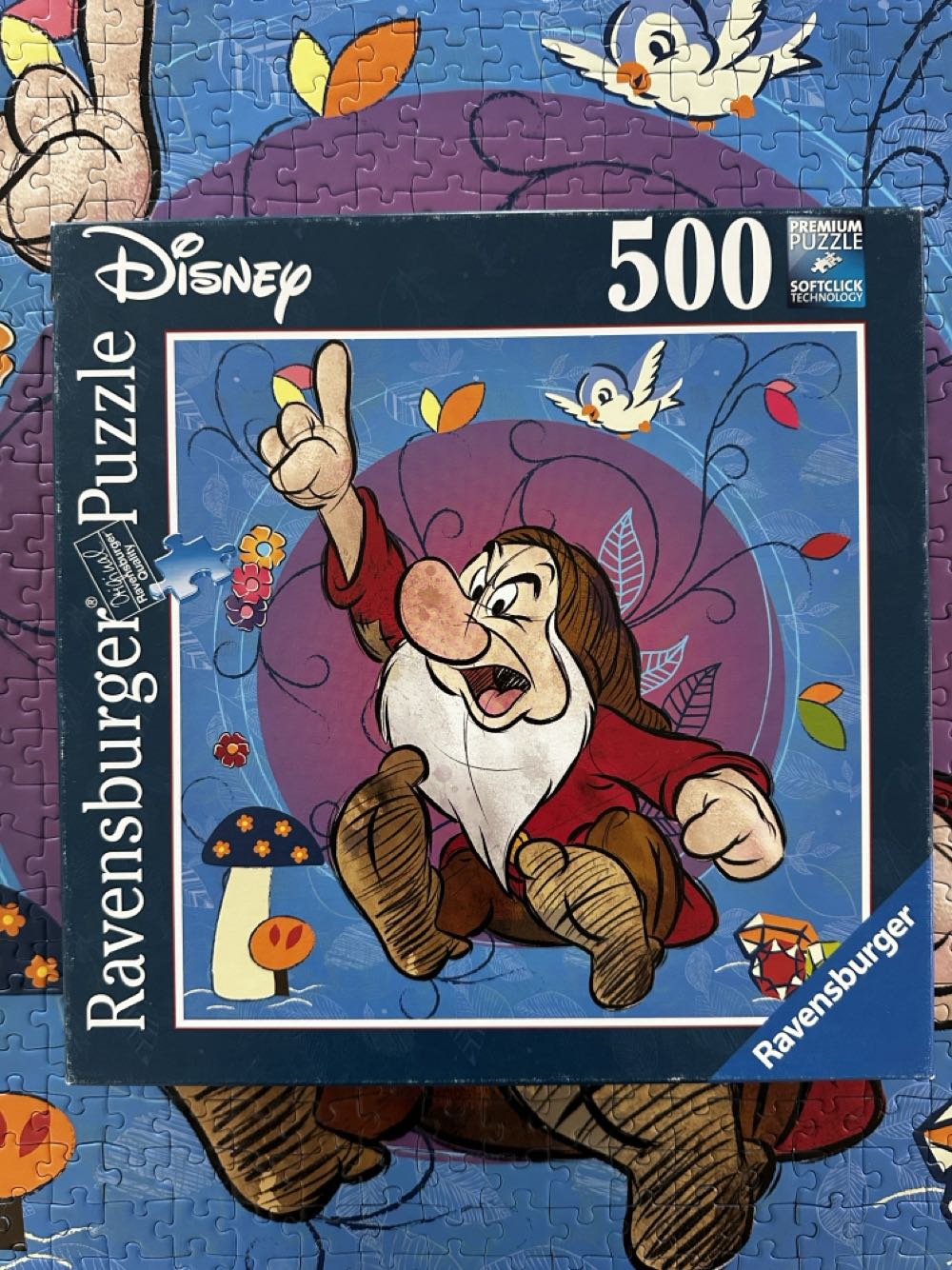 Disney Dwarfs Grumpy - Ravensburger puzzle collectible [Barcode 4005556152391] - Main Image 3