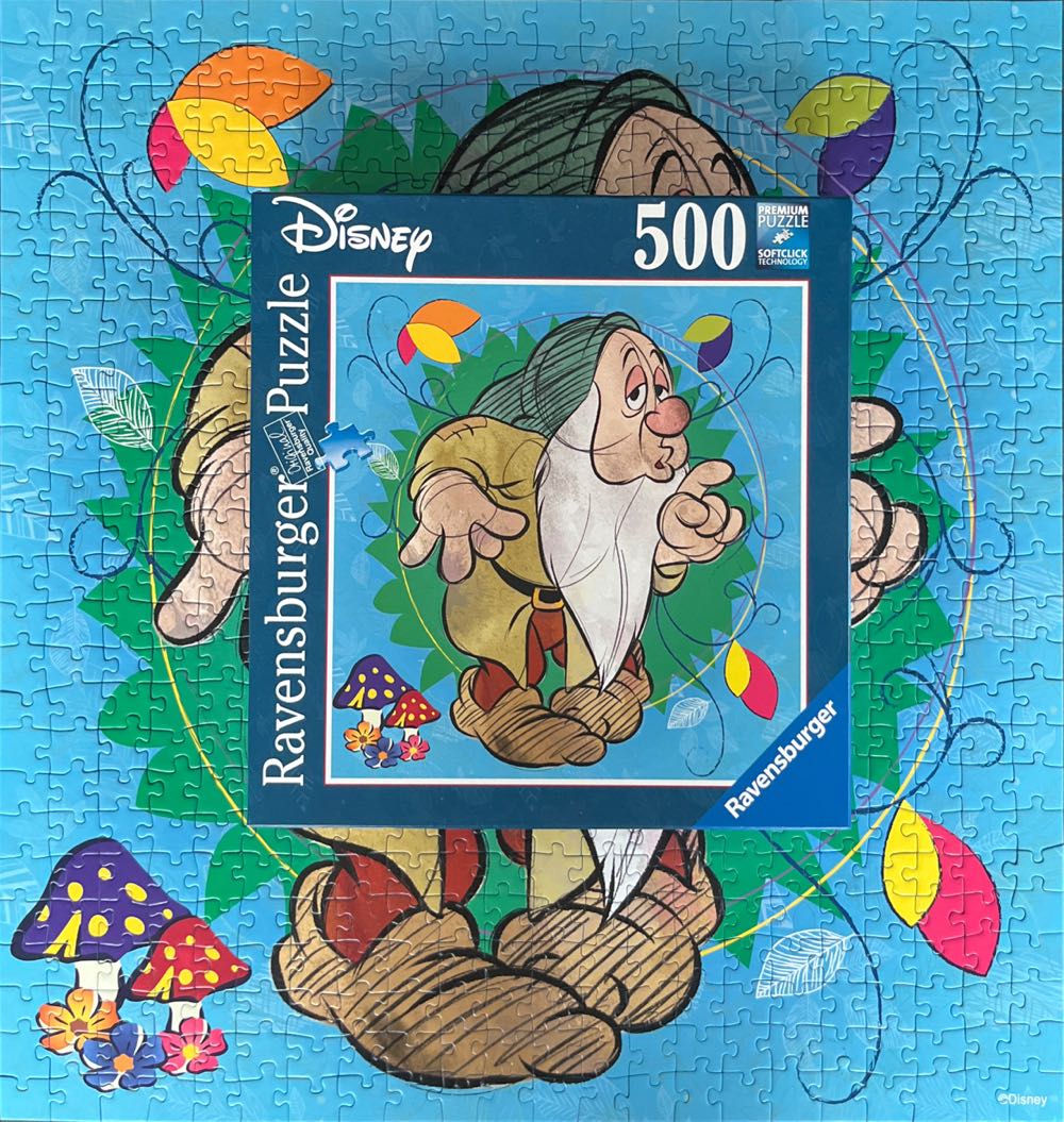 Snow White Sleepy - Ravensburger puzzle collectible [Barcode 4005556152070] - Main Image 4