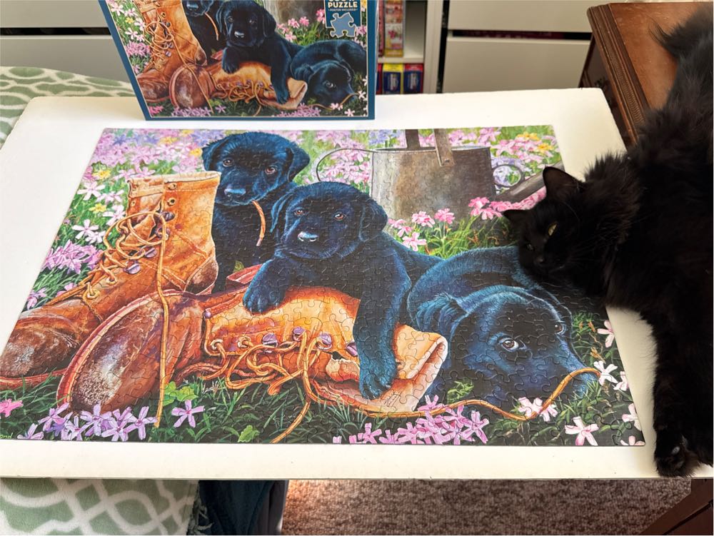 Puppies: Trouble In The Garden - Cobble Hill puzzle collectible [Barcode 625012850179] - Main Image 3