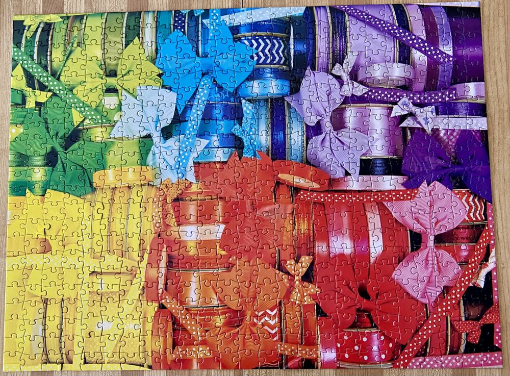 Rainbow Ribbons And Bows - Kodak / Cra-Z-Art puzzle collectible [Barcode 4895145433426] - Main Image 2