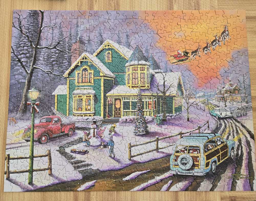 Santa Is Coming To Town - Spilsbury Puzzle Co. puzzle collectible [Barcode 810061442189] - Main Image 2