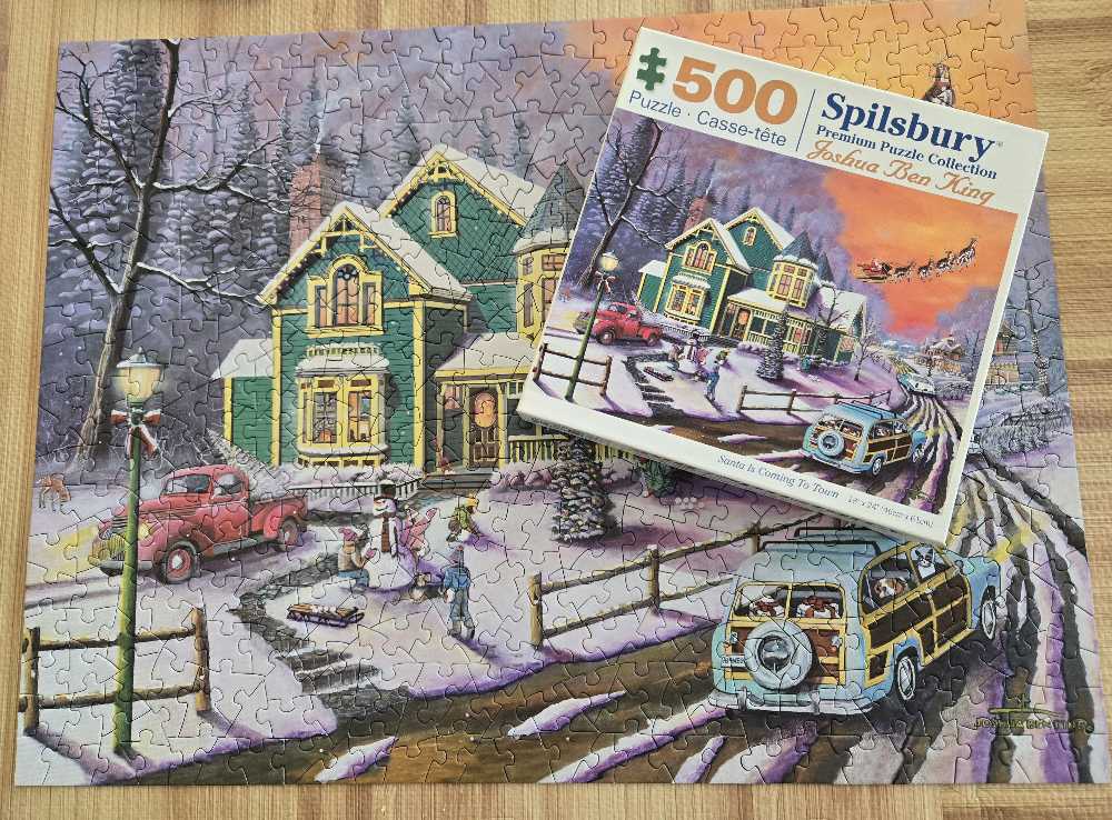 Santa Is Coming To Town - Spilsbury Puzzle Co. puzzle collectible [Barcode 810061442189] - Main Image 3