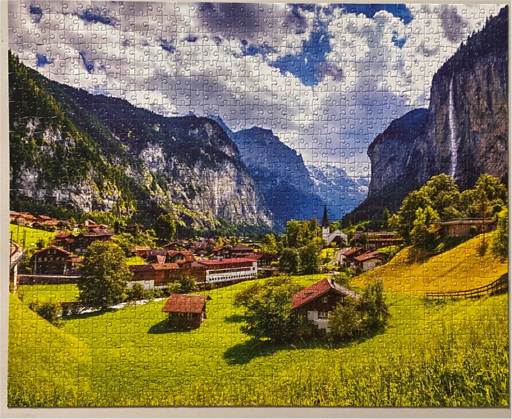 Lauterbrunnen Switzerland - Mindboggers puzzle collectible [Barcode 9781488968433] - Main Image 2