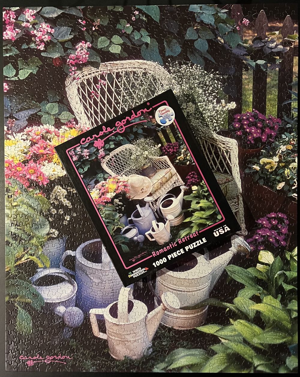 Romantic Retreat*- SOLD - White Mountain puzzle collectible [Barcode 724819254217] - Main Image 4