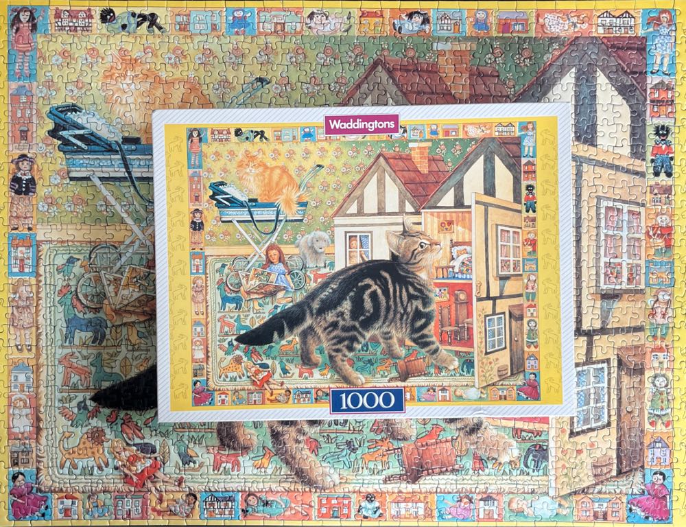 Octopussy At The Dolls House🟦 - Waddingtons puzzle collectible [Barcode 5011634102836] - Main Image 4