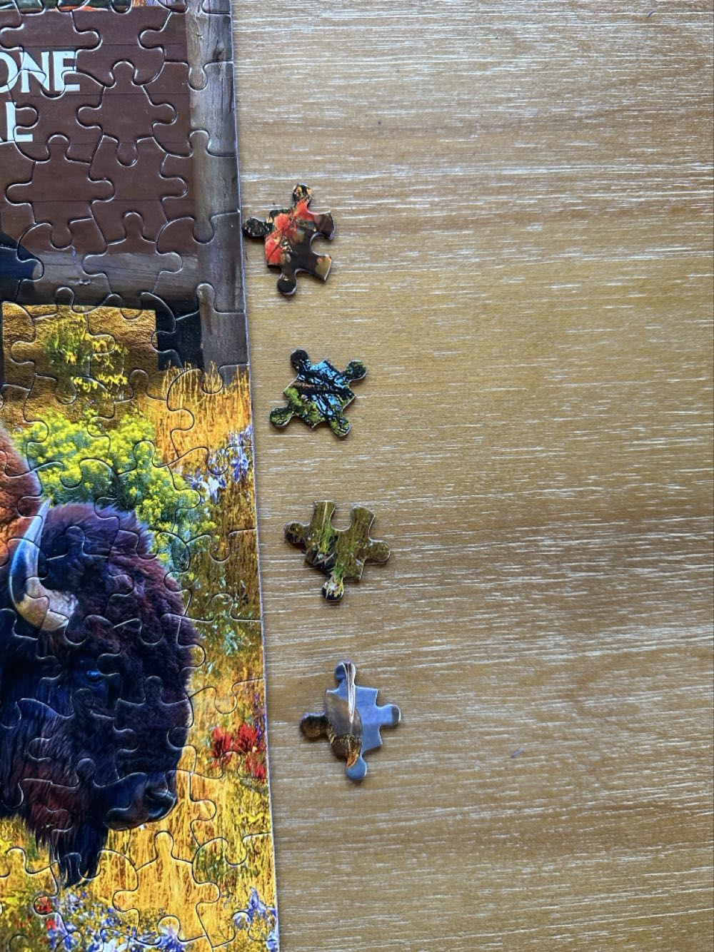 Yellowstone National Park - White Mountain puzzle collectible [Barcode 724819266289] - Main Image 3