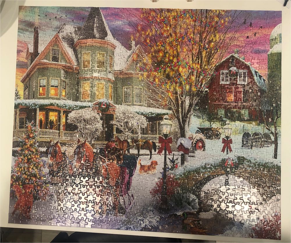 Christmas Time - White Mountain Puzzles puzzle collectible [Barcode 724819265831] - Main Image 3
