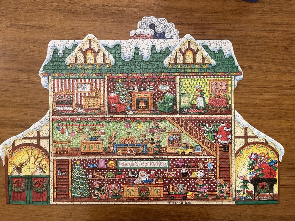 Santa’s Workshop - Bits & Pieces puzzle collectible [Barcode 704812443580] - Main Image 2