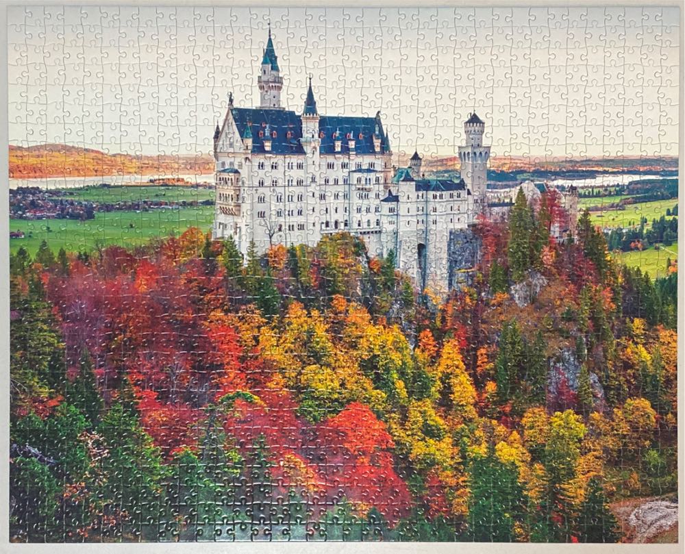 Neuschwanstein Castle In Autumn Germany - Mindbogglers/Hinkler puzzle collectible [Barcode 9781488968426] - Main Image 2