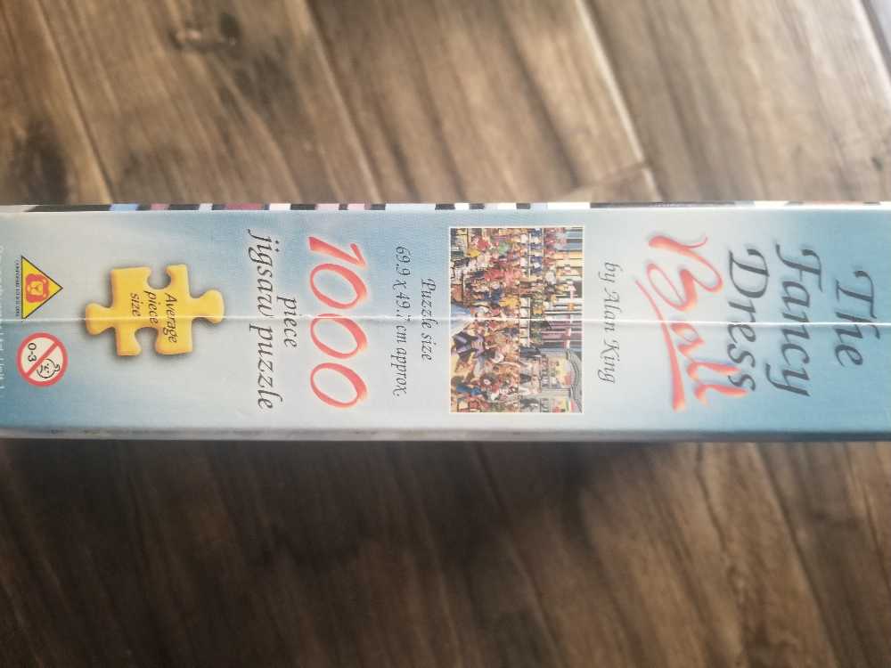 The Fancy Dress Ball - Ravensburger puzzle collectible [Barcode 4005556153091] - Main Image 2