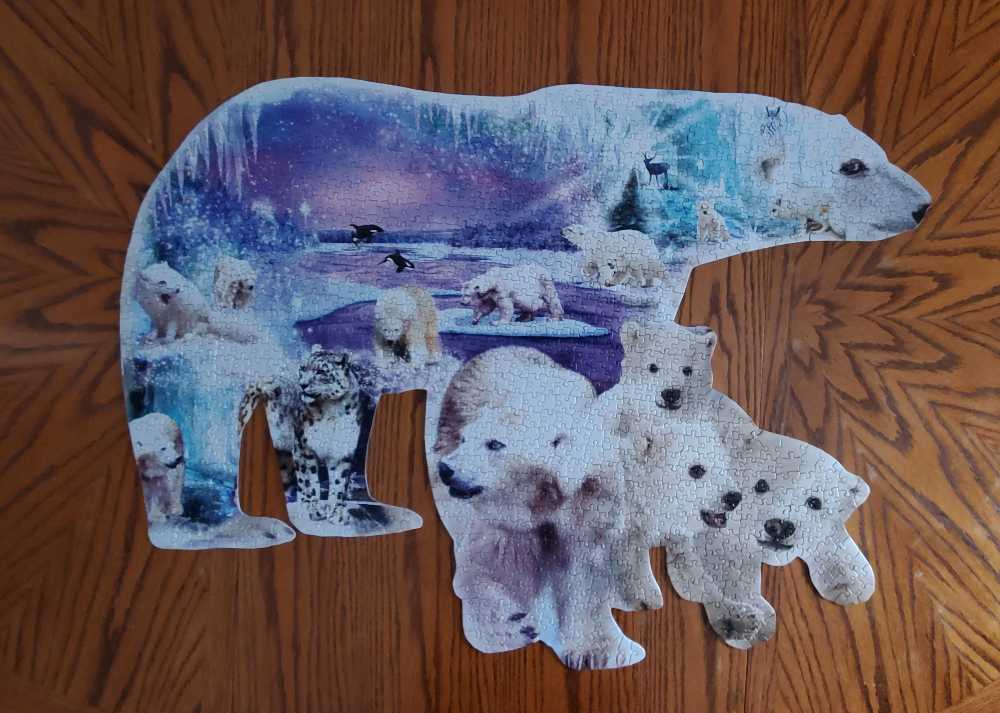 Polar Bear World - SunsOut puzzle collectible [Barcode 796780960220] - Main Image 2