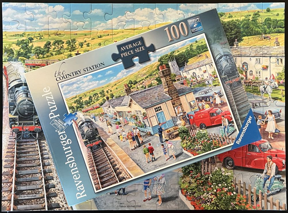 The Country Station - Ravensburger puzzle collectible [Barcode 4005556136148] - Main Image 4