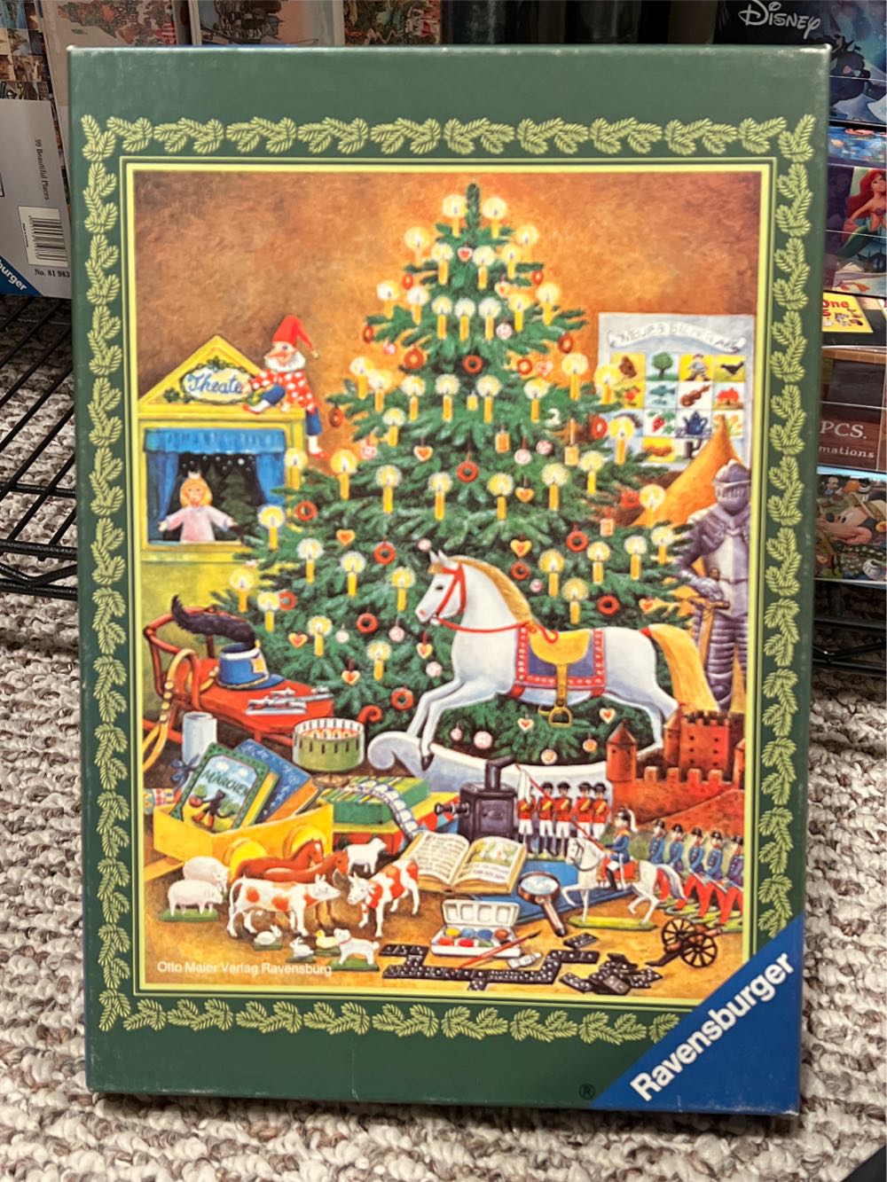 Christmas Presents - Ravensburger puzzle collectible - Main Image 1