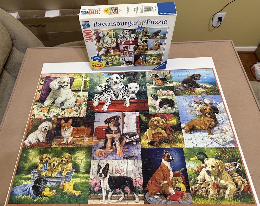 Puppy Collage - Ravensburger puzzle collectible [Barcode 4005556135387] - Main Image 3