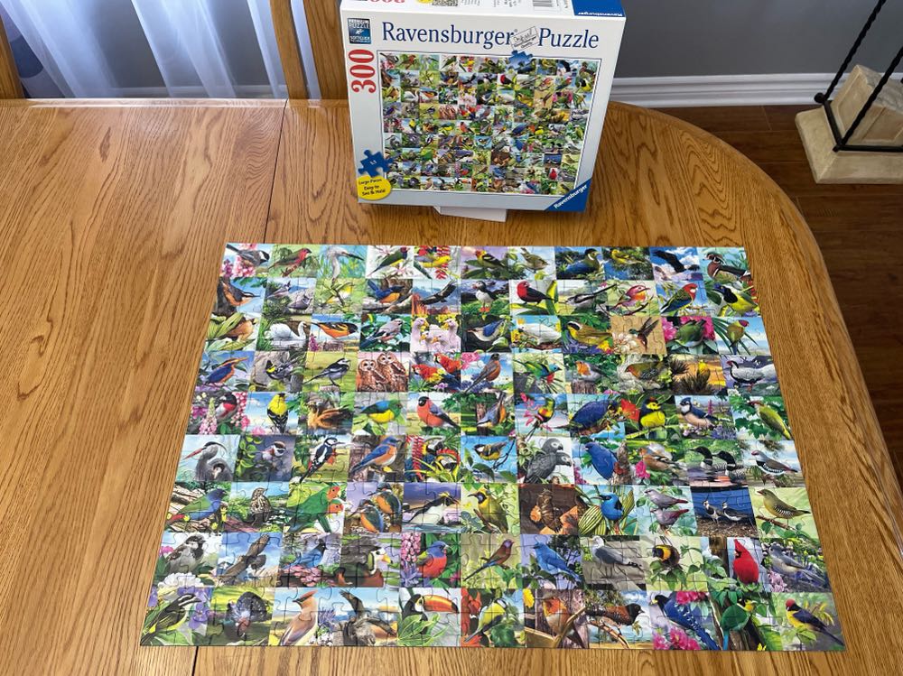 99 Delightful Birds (SOLD) - Ravensburger puzzle collectible [Barcode 4005556169375] - Main Image 4