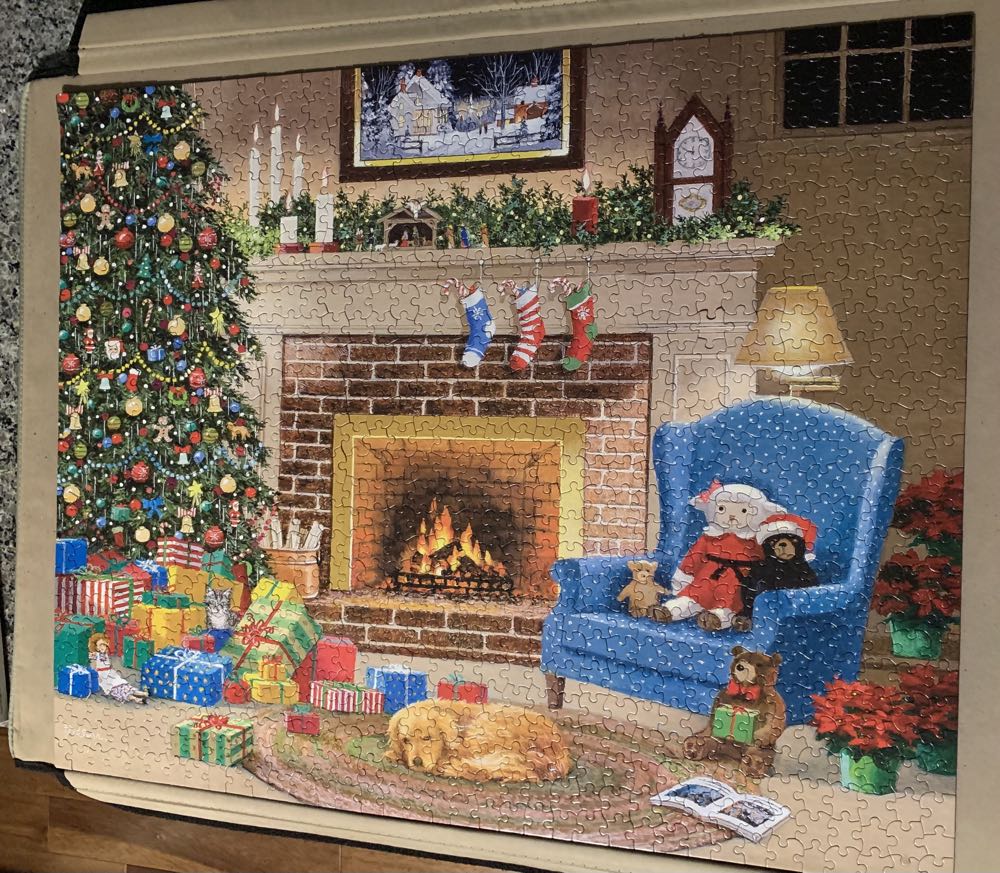 Christmas Eve - White Mountain Puzzles puzzle collectible - Main Image 2