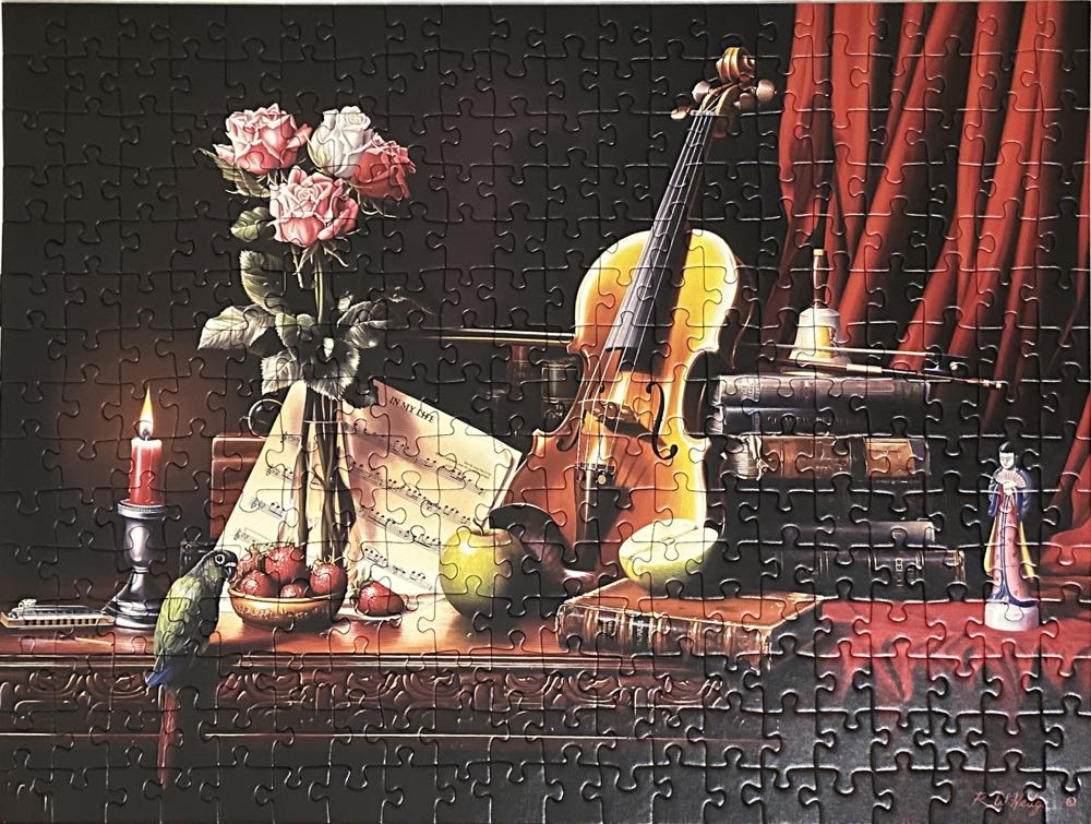 Notes Of Distinction (SOLD) - Ravensburger puzzle collectible [Barcode 4005556135080] - Main Image 4