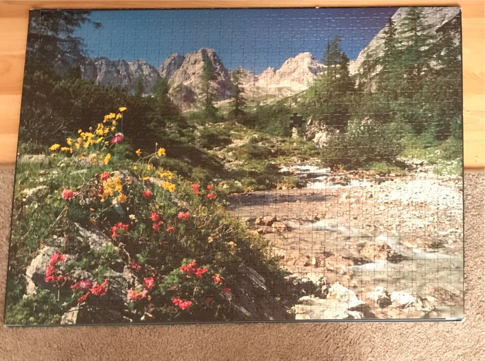 Salzburg at Night - Ravensburger puzzle collectible [Barcode 4005556158034] - Main Image 2