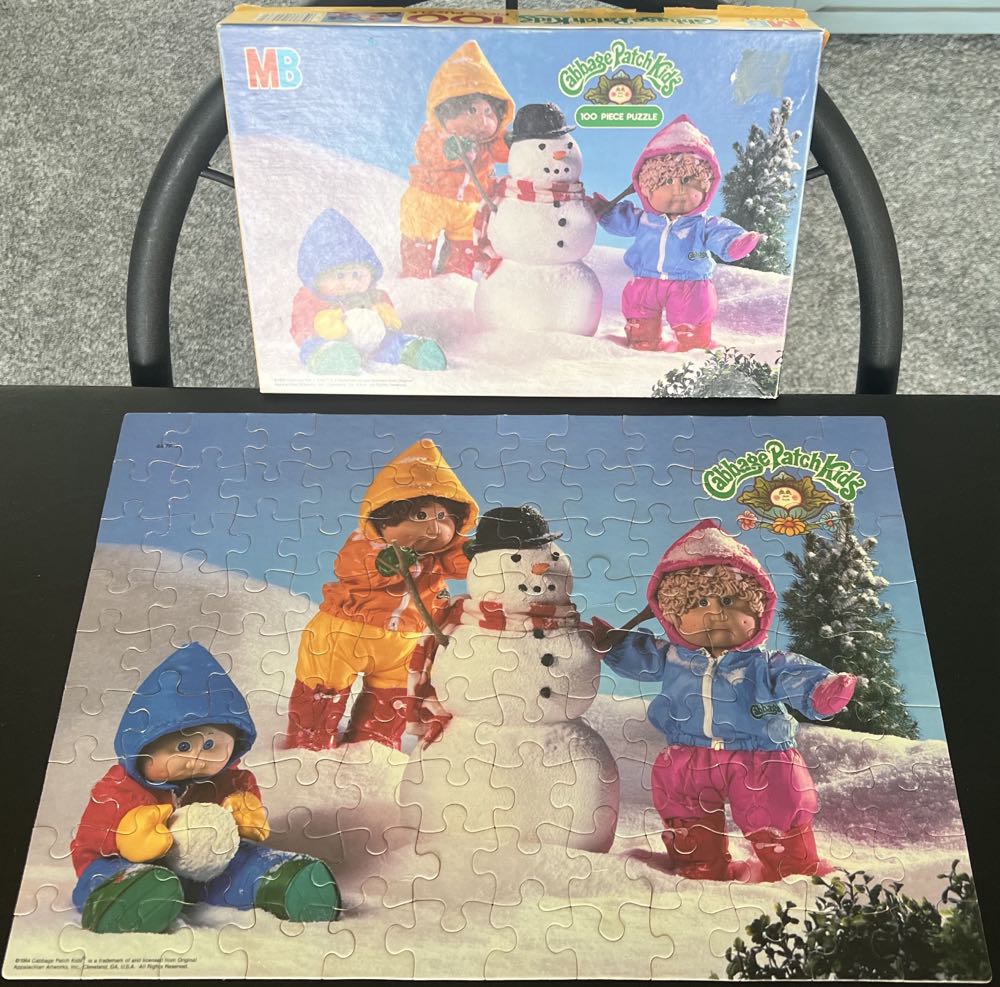 Cabbage Patch Kids - Milton Bradley Co. puzzle collectible [Barcode 032244044762] - Main Image 3