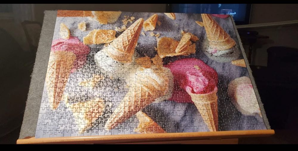 Food Porn - I Scream For Ice Cream (1) Keep - Ravensburger puzzle collectible [Barcode 4005556165445] - Main Image 4