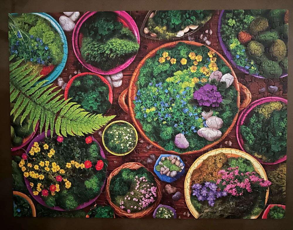 Marvelous Moss - Ceaco puzzle collectible [Barcode 021081222969] - Main Image 3