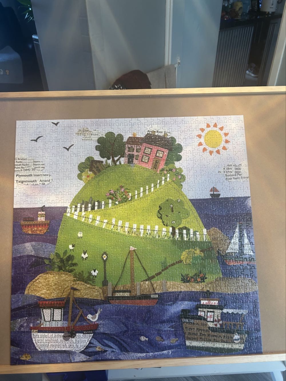 Fantasy Island - Otter House puzzle collectible [Barcode 5017680023583] - Main Image 2