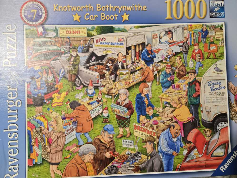 Knotworth Bothrynwithe Car Boot - Ravensburger puzzle collectible [Barcode 4005556191062] - Main Image 3