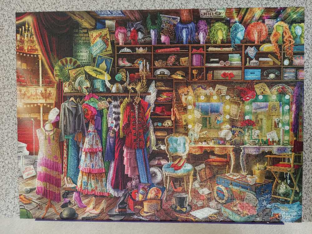 Backstage at the Theater - Buffalo puzzle collectible - Main Image 2