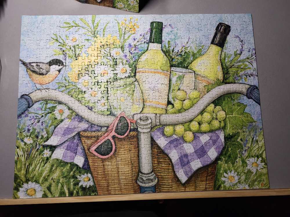 Garden Cheers - Lang puzzle collectible [Barcode 726225113904] - Main Image 3