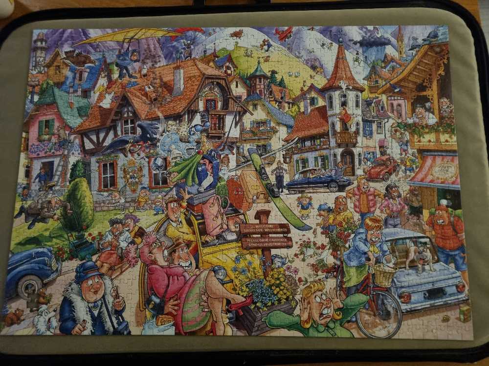 Wasgij 20 Mountain Mayhem - Jumbo puzzle collectible [Barcode 8710126250020] - Main Image 3