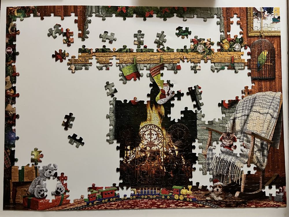 Christmas By The Fireplace - Eurographics puzzle collectible [Barcode 628136555029] - Main Image 3