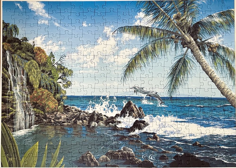 Dolphin Cove - Ravensburger puzzle collectible [Barcode 4005556135325] - Main Image 4